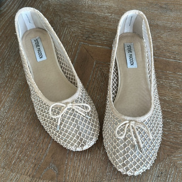 STEVE MADDEN Nude Sparkly Blossoms Ballet Flats with Bow detail Women’s 8.5 - Picture 10 of 11